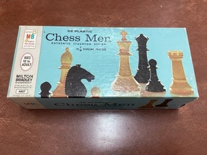 (36) Vintage 1969 Milton Bradley Chess Men 4807 Complete 32 Piece Plastic Set - Picture 1 of 2