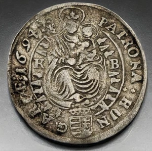 Moneda de plata medieval de 3 cruceros Hungría 1694 KB Kremnica Leopoldo I Virgen # 1486 - Imagen 1 de 3