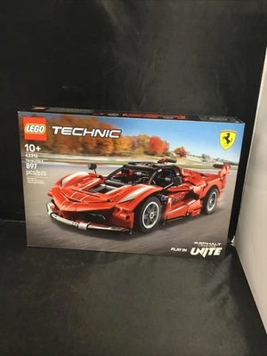 Authentic LEGO TECHNIC Ferrari FXX K (42212) 897 Pieces Brand New Sealed - Image 1 of 4