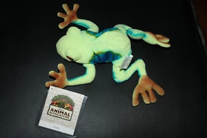 NWT~ DISNEY ANIMAL KINGDOM PLUSH BEANIE FROG - Picture 1 of 1