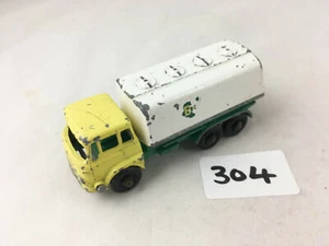 VINTAGE MATCHBOX LESNEY # 25C BEDFORD TK BP PETROL TANKER DIECAST LORRY TRUCK - Picture 1 of 5