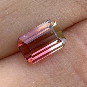 Turmalina bicolor de 1,46 quilates, gema de corte escalonado, piedra preciosa natural *Ver video* - Imagen 1 de 5