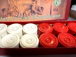 Vintage TSL Draughts Bakelite Red White Interlocking Draughtsmen Boxed 1930/40 - Picture 1 of 12