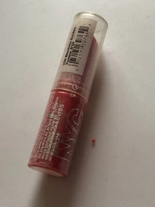 NYC Applelicious Glossy Lip Balm 350 Blushing Golden Sealed - Picture 1 of 1