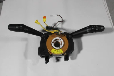 Fiat 500L Clock Spring Angle Sensor w/ Switches 28365429 - Image 1 of 2