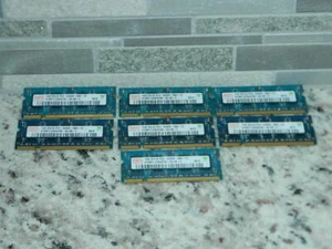 7X HYNIX 1GB 1RX16 PC2-6400S-666-12 MEMORIA RAM HYMP112S64CR6-S6 LOTTO DI 7 - Foto 1 di 2