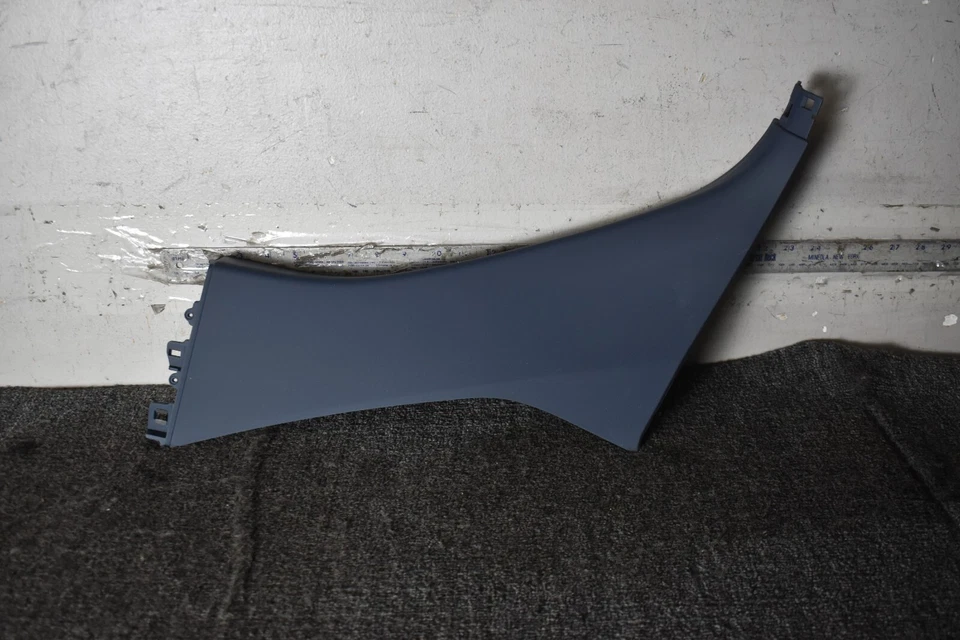 Cubierta de pilar panel de ajuste cuarto izquierdo 17-23 OEM Porsche 718 982 Cayman Foto 1 de 4