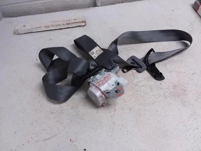 Toyota Sequoia 2017 conductor fila lateral izquierda 3 cinturón de seguridad trasero negro OEM              Foto 1 de 4