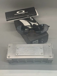 Vintage Oakley E Wire Gen 1 Early 90’s Dark W/ Black Iridium Lenses! - Picture 1 of 15