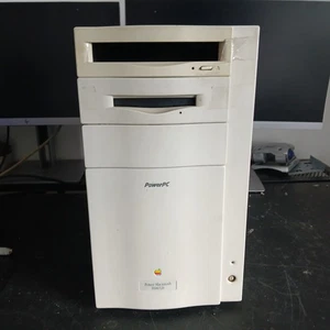 Faulty Apple PowerMac 8500/120 Power Macintosh PowerPC Computer - Afbeelding 1 van 15
