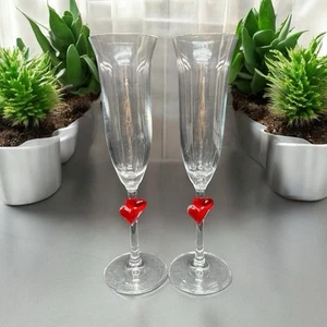 Par de copas de champán Stolzle Lausitz L'Amore rojo corazón tallo flauta tostado - Imagen 1 de 8