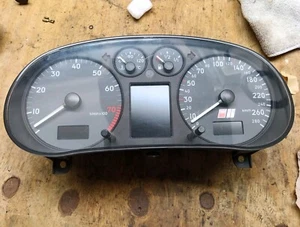 Contachilometri Audi S3 8L 8L0920930F - Imagen 1 de 16