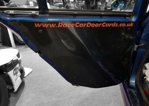 2 paneles ligeros para tarjetas de puerta efecto carbono FORD FIESTA MK6 * auto de pista de carreras - Imagen 1 de 7