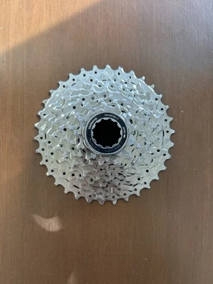 Shimano CS-HG700 11-Speed Cassette 11-34 Teeth Barely Used - Image 1 of 4