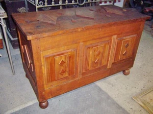 Antique chestnut  Blanket Box  chest 42 x 21 x 26 high early 1920's - Picture 1 of 8