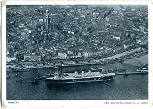 AK HAMBURG Luftbild HBG.-SÜD-Schnelldampfer im Hafen 30er - Picture 1 of 1