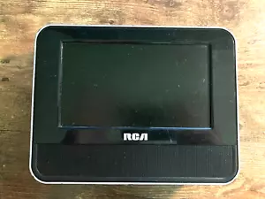 Portable 7" Mobile Car DVD Player - RCA DRC99731 w/ strap - No Remote - Picture 1 of 2