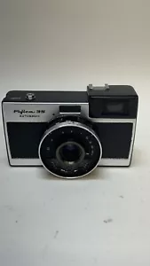 VINTAGE FUJICA 35 AUTOMATIC CAMERA 35mm FILM Lomography - Picture 1 of 3