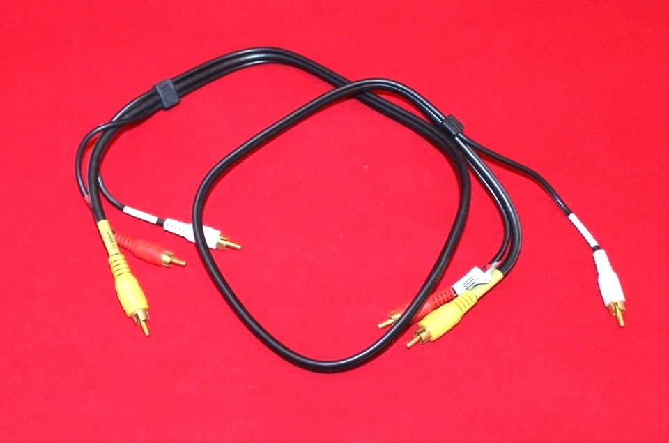 Composite Video and Stereo Audio Cable, 3 feet - new open box - Image 1 of 2