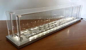 Funktionsvitrine für Spur 1 Modelle Märklin, Kiss, KM1 usw bis 80cm, beleuchtet - Photo 1/20