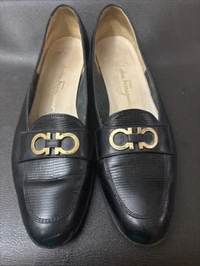 SALVATORE FERRAGAMO VTG Women Retro Glam Core Black Leather Monogram Loafers 8N - Picture 1 of 12