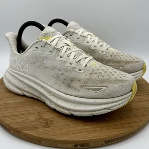 Hoka One One Clifton 9 Women's Size 7 Running Shoes Sneakers 1127896WTL - Picture 1 of 11
