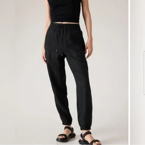 Athleta Retreat Linen Pants Size SP Black Jogger Pull On Beach Resortwear - Picture 1 of 13