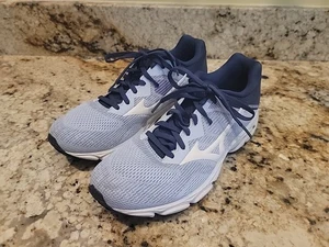 Mizuno Wave Inspire 16 Women's Size 9.5 Gray Synthetic Lace Up Running Sneaker - Picture 1 of 8