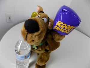 NUEVO CON ETIQUETAS Scooby-Doo con Scooby-Snacks, 12", Cartoon Network, necesita ayuda para mantenerse de pie - Imagen 1 de 5