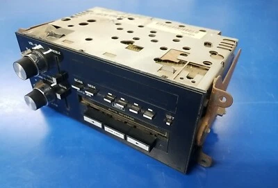 Radio casete estéreo Delco General Motors AM FM 1988-1996 USADO. 16203884 Foto 1 de 4