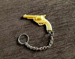 Keychain USSR metal small pistol painted with golden paint. - Picture 1 of 12