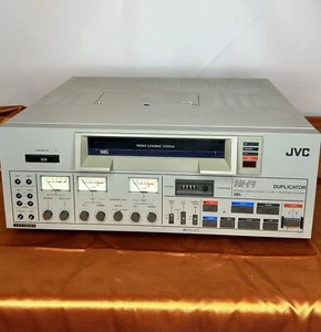 POWERS ON JVC BR-7000UR STEREO VIDEO CASSETTE RECORDER HI-FI DUPLICATOR -AS IS- - Picture 1 of 12