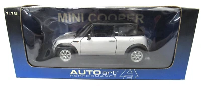 AutoArt 型号 1: 18 压铸银色宝马 Mini Cooper Gateway 全球限量版 74821 — 第 1/4 张图片
