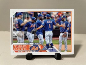 2023 TOPPS BASEBALL CITI FIELD #291 NEW YORK METS TEAM LEADERS AND STATS CARD