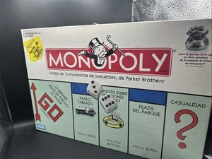 1999 Parker Brothers Spanish Monopoly - Picture 1 of 7
