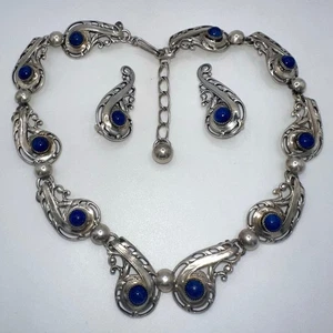 Napier Vintage versilbert Lapislazuli Glas Halskette Clip auf Ohrringe Set - Bild 1 von 9