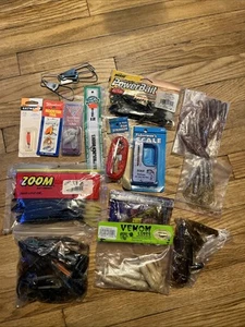 Fishing Lot, Acme Kastmaster, Zoom Bait, Powerbait, Venom Lures, Laker Scale - Picture 1 of 11