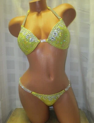 Traje de bikini de competición amarillo TAZA TALLA 34C COPA PANTALONES PEQUEÑOS NUEVO Foto 1 de 2