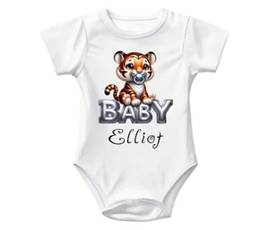 Süßer personalisierter Baby Body mitwachsend Hase Tigerjunges Druck - Bild 1 von 1