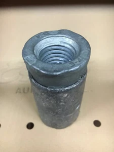 (4) 3/4-10 Máquina Tornillo Refresco Anclas Expansión Internamente Roscada - Imagen 1 de 2