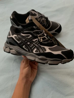 asics - Imagen 1 de 4