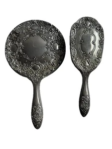 Specchio e pennello vintage argento a mano vanità set ornato disegno floreale rotolo - Foto 1 di 11