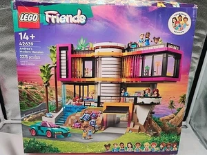 LEGO 42639 Friends Andrea’s Modern Mansion con Auto 2275 Pezzi Nuovo Set (01-B3) - Foto 1 di 9