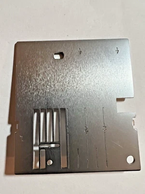 PFAFF 7570, 7550, etc. PLACA AGUJA MÁQUINA DE COSER # 98-694421-00 Foto 1 de 2