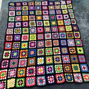 Coperta afgana vintage colorata fatta a mano all'uncinetto nonna quadrata lana boho 57x45 - Foto 1 di 9