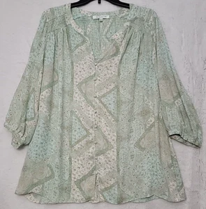 Rose & Olive Light Green 3/4 Sleeve Blouse Women's 1X Button Front V-neck Shirt - Picture 1 of 2