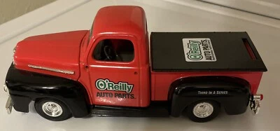 Camioneta Ford ERTL 1951 O'Reilly Auto Diecast Metal Toy Bank Foto 1 de 4