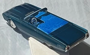 Built AMT 1961 Ford Thunderbird Screw Bottom Model 1/25 Built - Picture 1 of 8