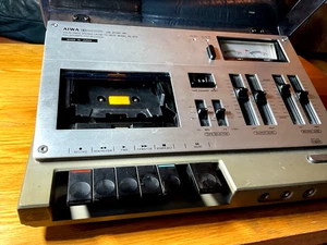 AIWA AD-1250 VINTAGE STEREO CASSETTE DECK - Bild 1 von 8