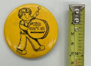 Vintage Kids are Number 1 at McDonalds Button - Good Condition - Bild 1 von 2